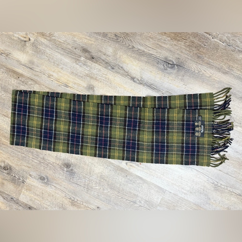 Barbour Tartan Men's Scarf in Green and Navy